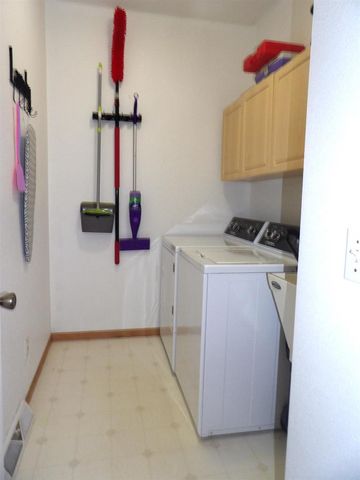 547 S 6th Street, Evansville, WI 53536