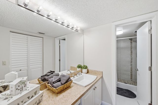 1901 Congressional Way 1901, Deerfield Beach, FL 33442