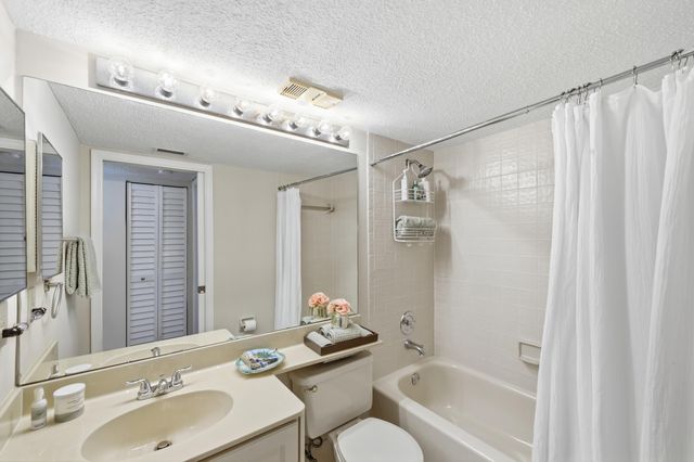 1901 Congressional Way 1901, Deerfield Beach, FL 33442