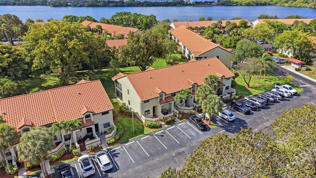 1901 Congressional Way 1901, Deerfield Beach, FL 33442