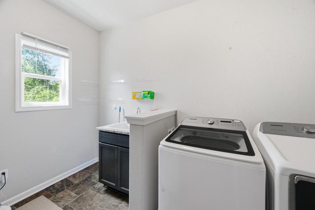 7372 N Cassie AVENUE, Milwaukee, WI 53224