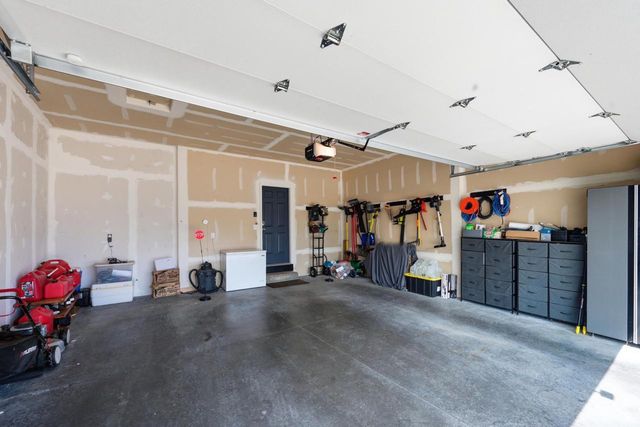 7372 N Cassie AVENUE, Milwaukee, WI 53224