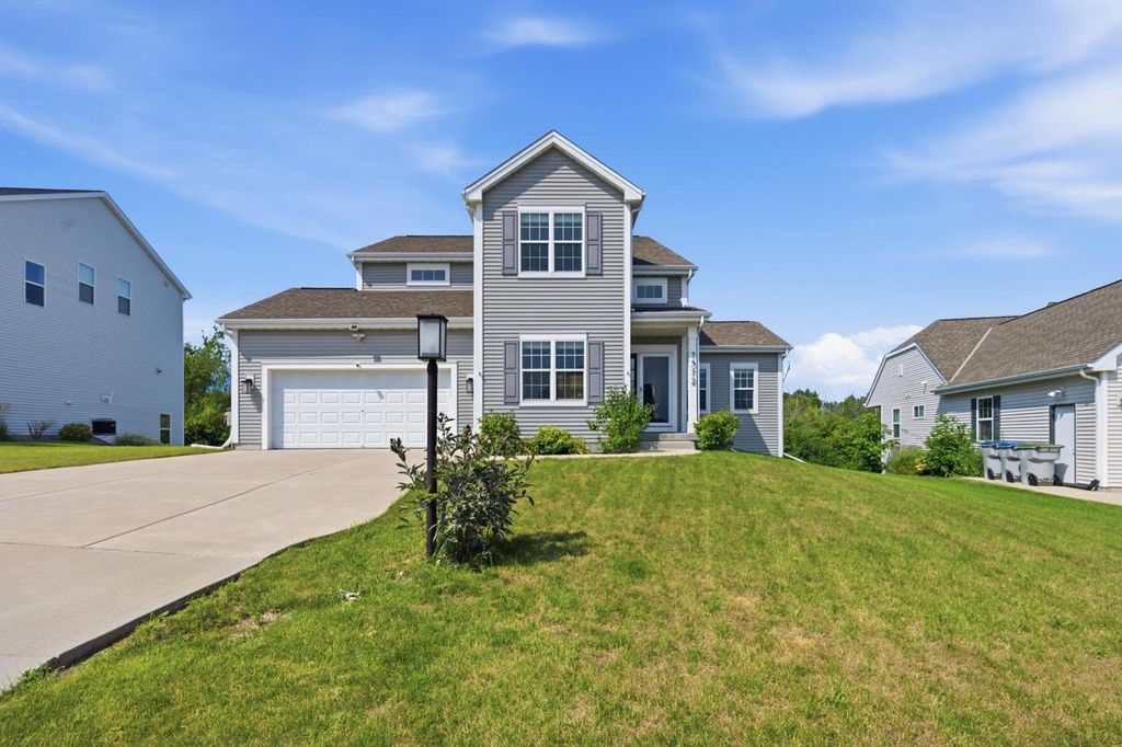 7372 N Cassie AVENUE, Milwaukee, WI 53224