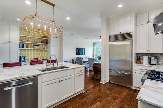 4240 Prescott Avenue 4D, Dallas, TX 75219