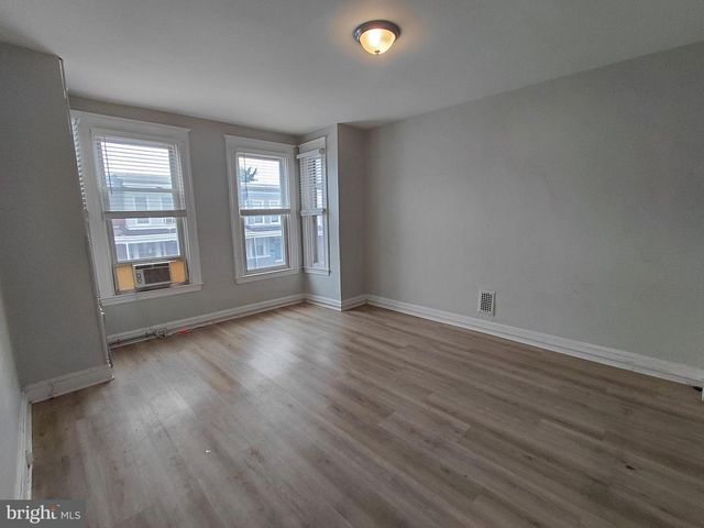 1215 OAKHURST PL, Baltimore, MD 21216