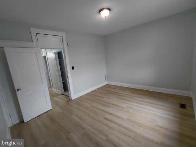 1215 OAKHURST PL, Baltimore, MD 21216
