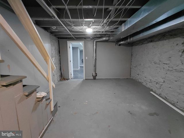 1215 OAKHURST PL, Baltimore, MD 21216