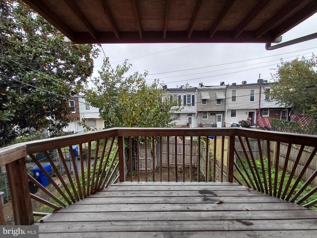 1215 OAKHURST PL, Baltimore, MD 21216