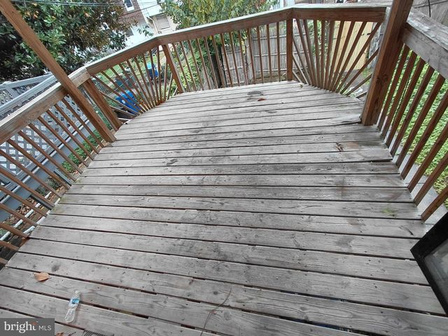 1215 OAKHURST PL, Baltimore, MD 21216