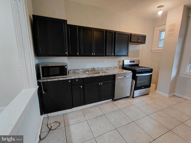 1215 OAKHURST PL, Baltimore, MD 21216