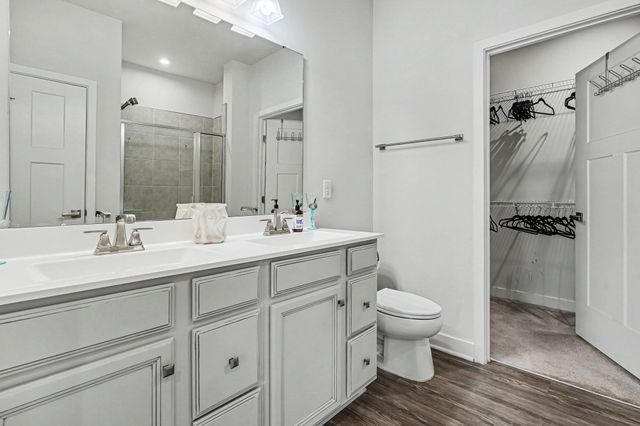 404 S Downs Cir, Goodlettsville, TN 37072