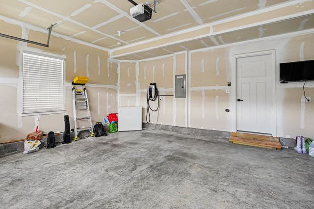 404 S Downs Cir, Goodlettsville, TN 37072