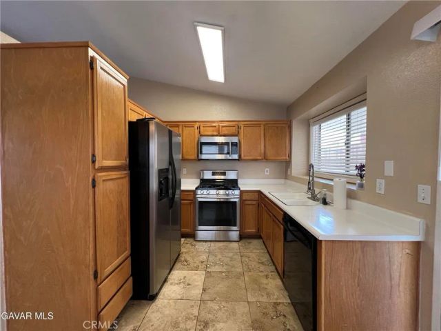 3648 Scherer, Rosamond, CA 93560
