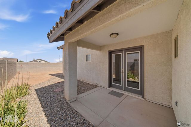 8706 E 40 Ln, Yuma, AZ 85365