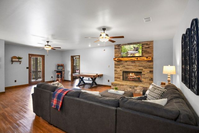 65 Dawn Lane, Ellijay, GA 30540