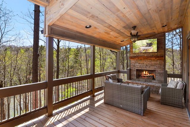 65 Dawn Lane, Ellijay, GA 30540