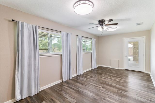 144 Dove Trail, Richwood, TX 77531