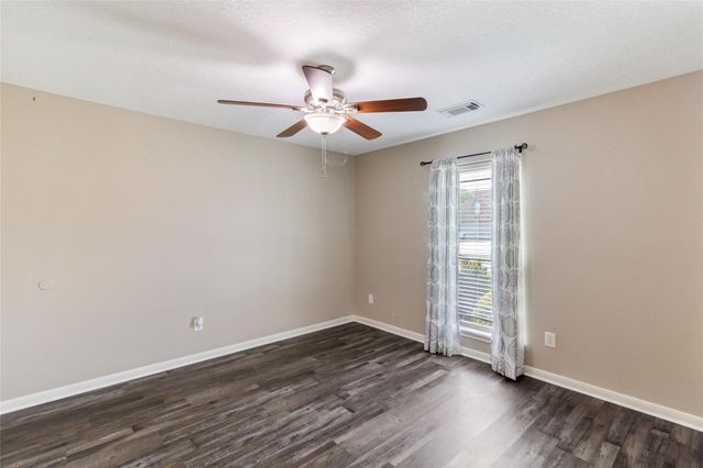 144 Dove Trail, Richwood, TX 77531