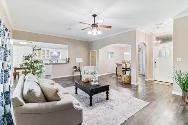 144 Dove Trail, Richwood, TX 77531