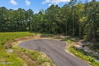 500 Red Drum Way E, Swansboro, NC 28584