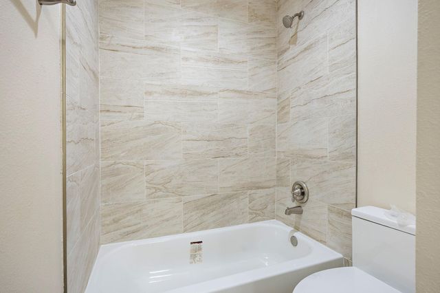 507 Deercreek LN, Leander, TX 78641