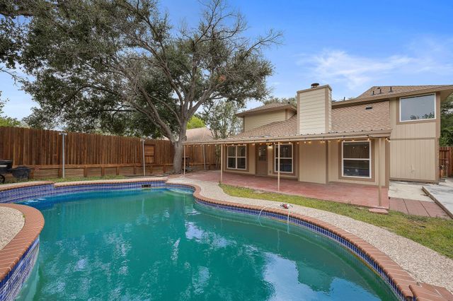 507 Deercreek LN, Leander, TX 78641