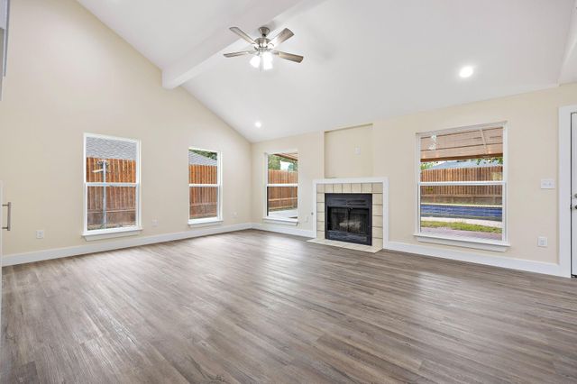 507 Deercreek LN, Leander, TX 78641