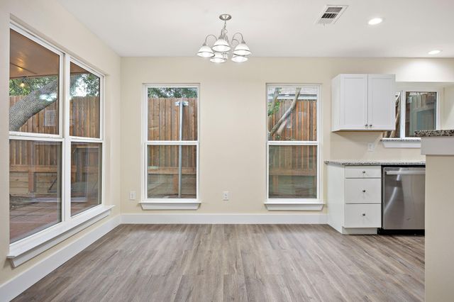 507 Deercreek LN, Leander, TX 78641