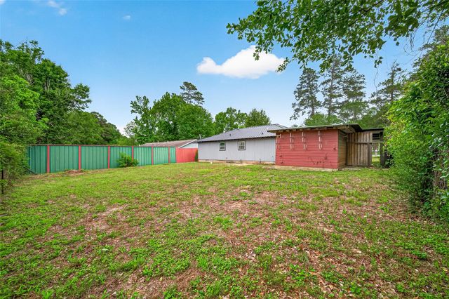 2012 White Oak Drive, Conroe, TX 77304
