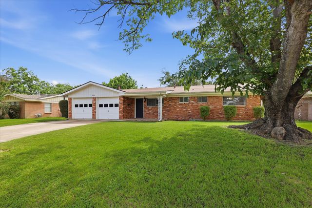 3616 Venice Drive, North Richland Hills, TX 76180