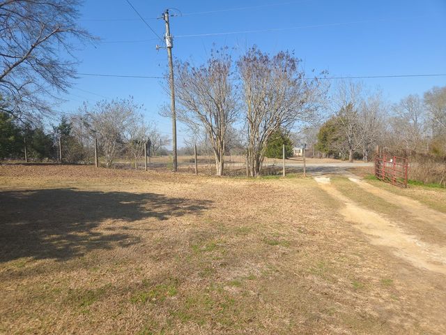 7304 N County Road 33, Columbia, AL 36319