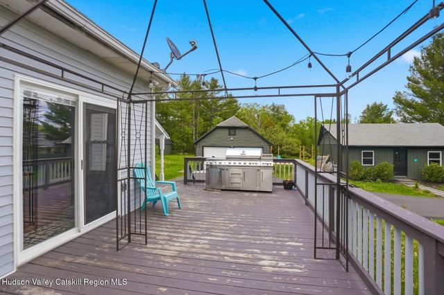 18-22 County Road 25, Haines Falls, NY 12436