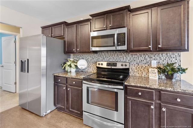 3559 Thrower Road, Hope Mills, NC 28348