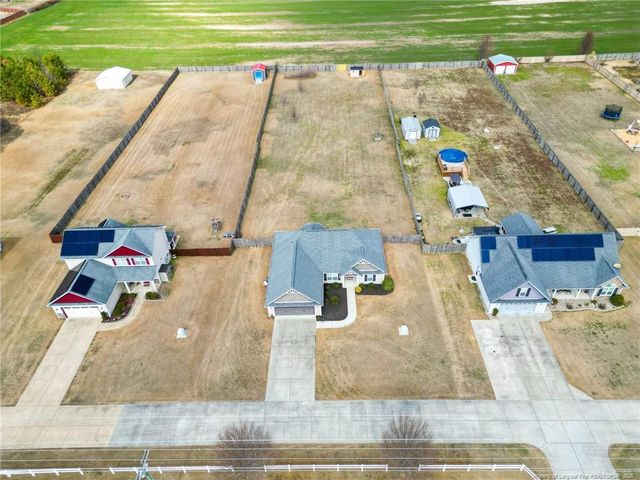 3559 Thrower Road, Hope Mills, NC 28348