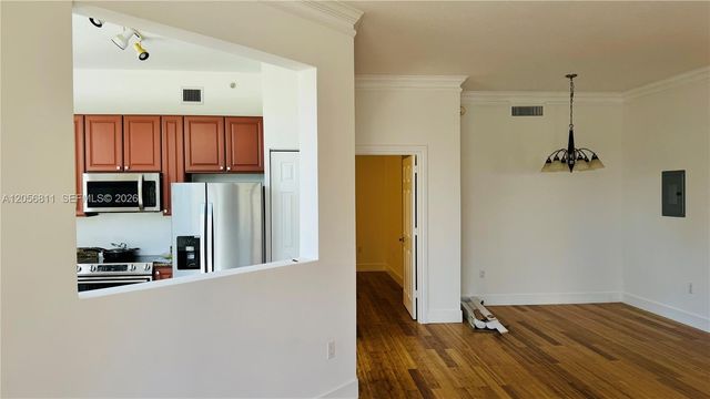 3001 NE 185th St 431, Aventura, FL 33180