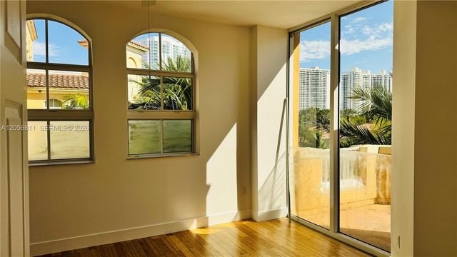 3001 NE 185th St 431, Aventura, FL 33180