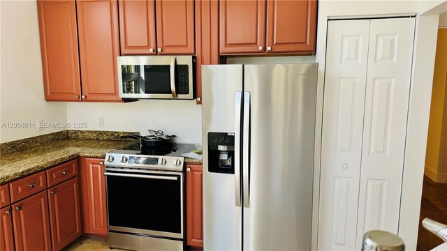 3001 NE 185th St 431, Aventura, FL 33180