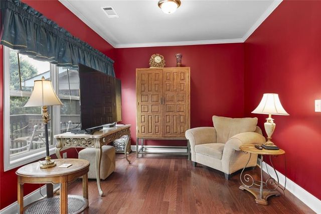 423 Royal Crescent E Lane, Canton, GA 30115