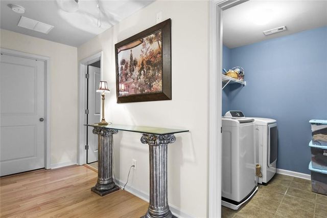 423 Royal Crescent E Lane, Canton, GA 30115