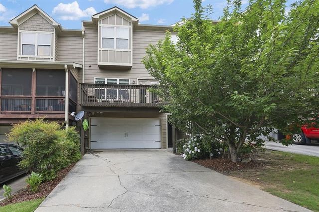 423 Royal Crescent E Lane, Canton, GA 30115