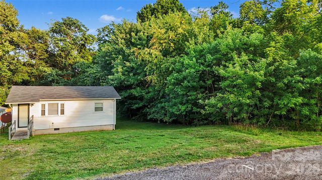 56 Jackson Lane, Stony Point, NC 28678