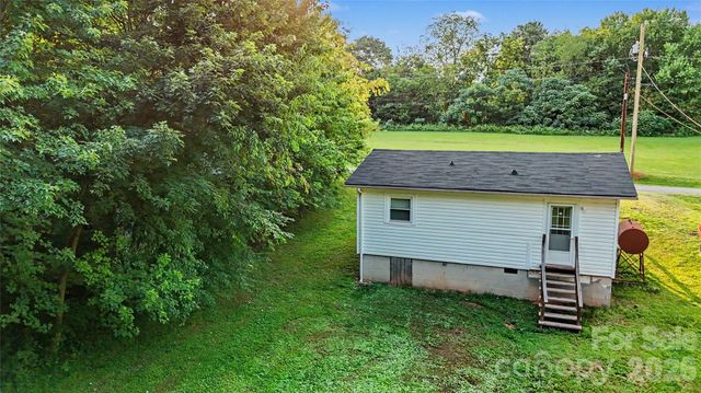56 Jackson Lane, Stony Point, NC 28678