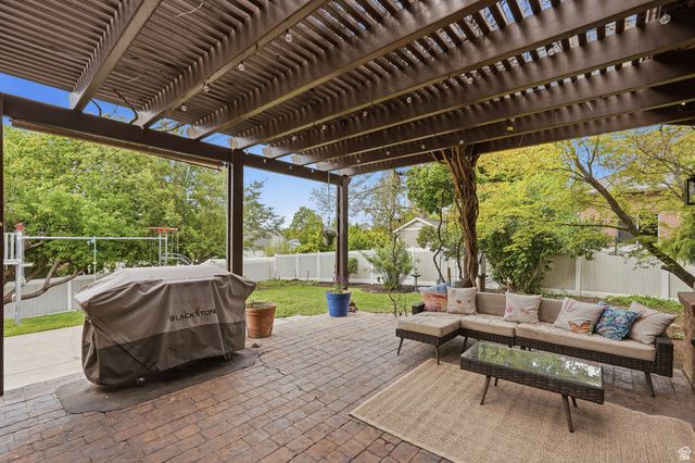 962 S VALLEY VIEW DR, Fruit Heights, UT 84037