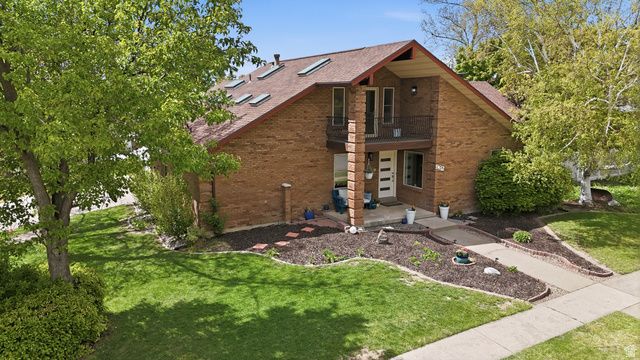 962 S VALLEY VIEW DR, Fruit Heights, UT 84037