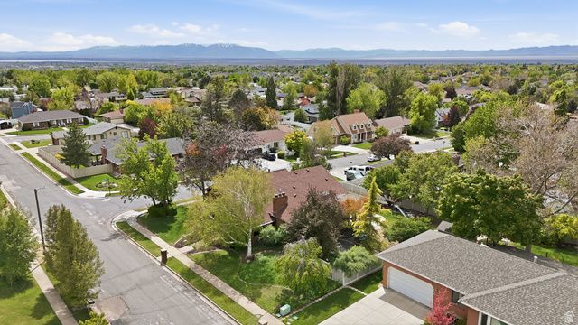 962 S VALLEY VIEW DR, Fruit Heights, UT 84037