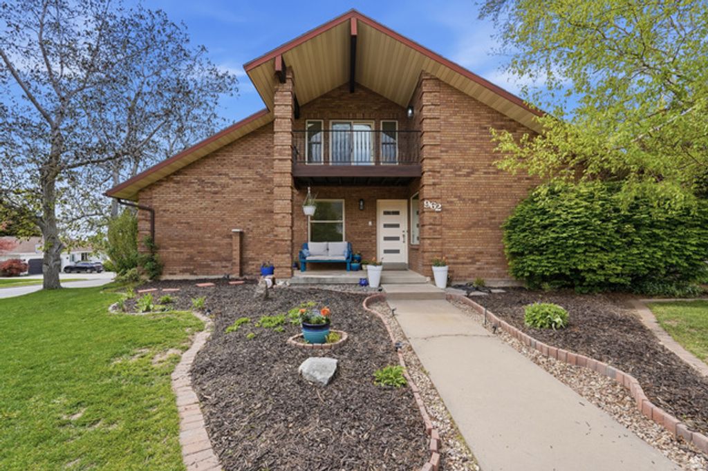 962 S VALLEY VIEW DR, Fruit Heights, UT 84037