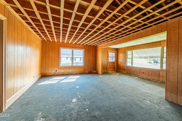 216 N Cheatham Street, Franklinton, NC 27525