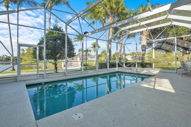 8121 Jolly Harbour Court, Wellington, FL 33414