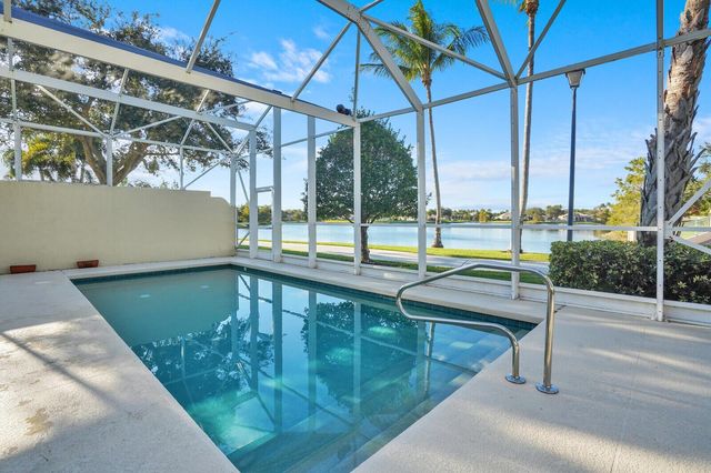 8121 Jolly Harbour Court, Wellington, FL 33414