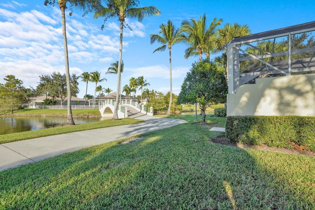 8121 Jolly Harbour Court, Wellington, FL 33414
